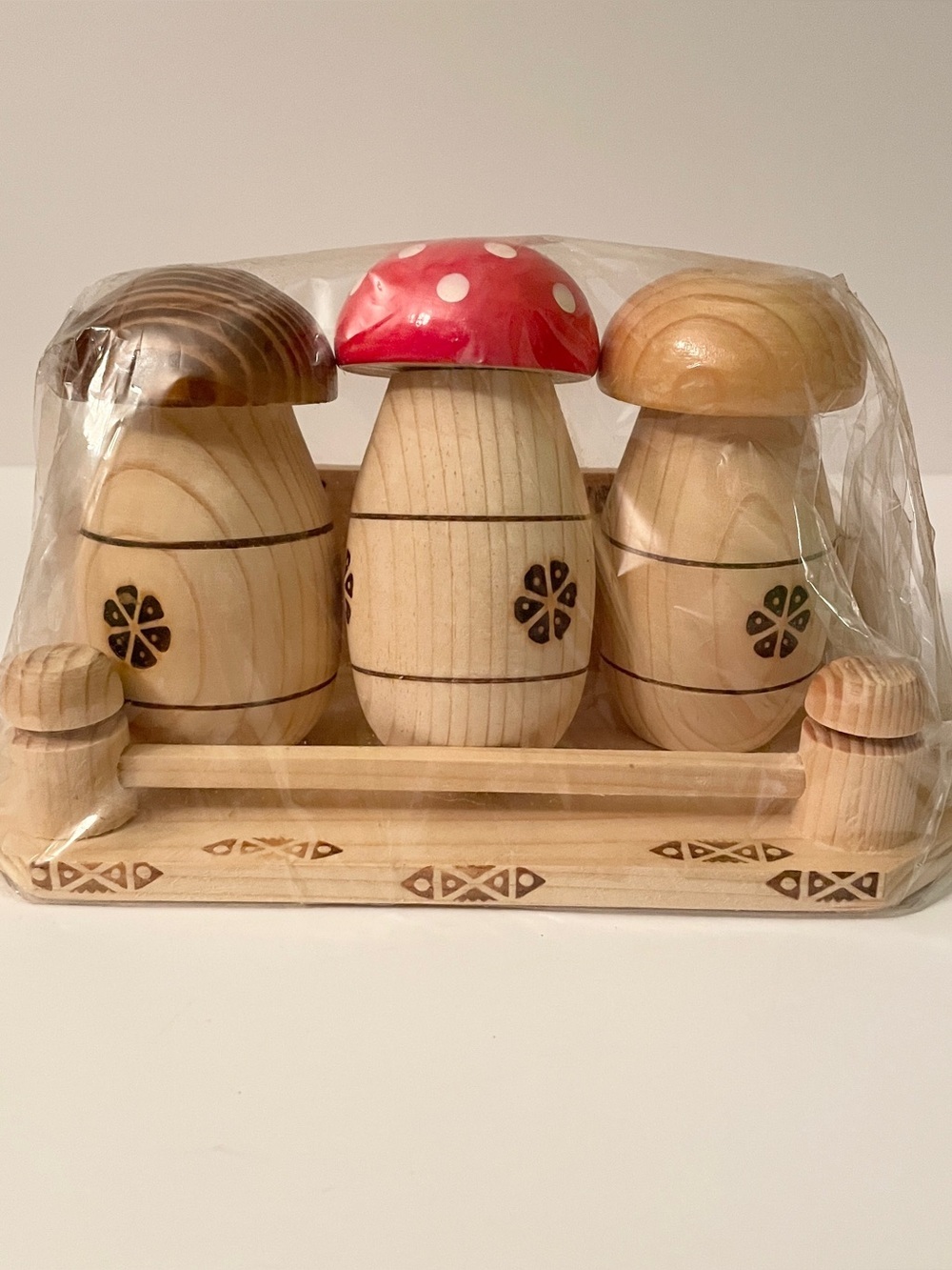 Vintage Wooden Mushroom Salt Pepper Shaker Toothpick Holder Set